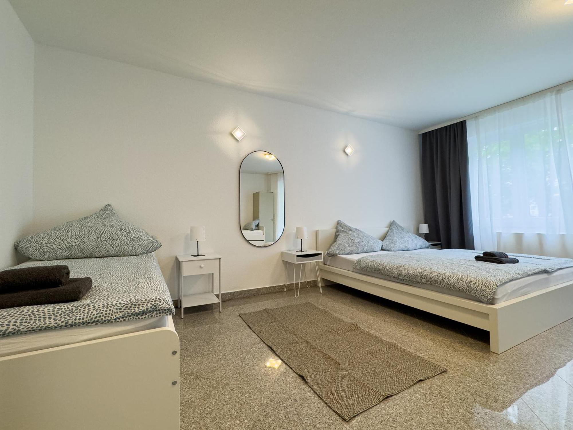 110Qm - 4 Zimmer - Privat Parkplatz - Zentral - Balkon - Mallibase Apartments Kassel Exterior photo